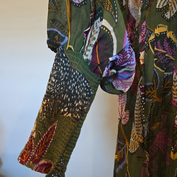 FARM Rio Vibrant Wild Jungle Sheer Dramatic Sleeve Pintuck Dress 100% Viscose XL - Picture 3 of 8